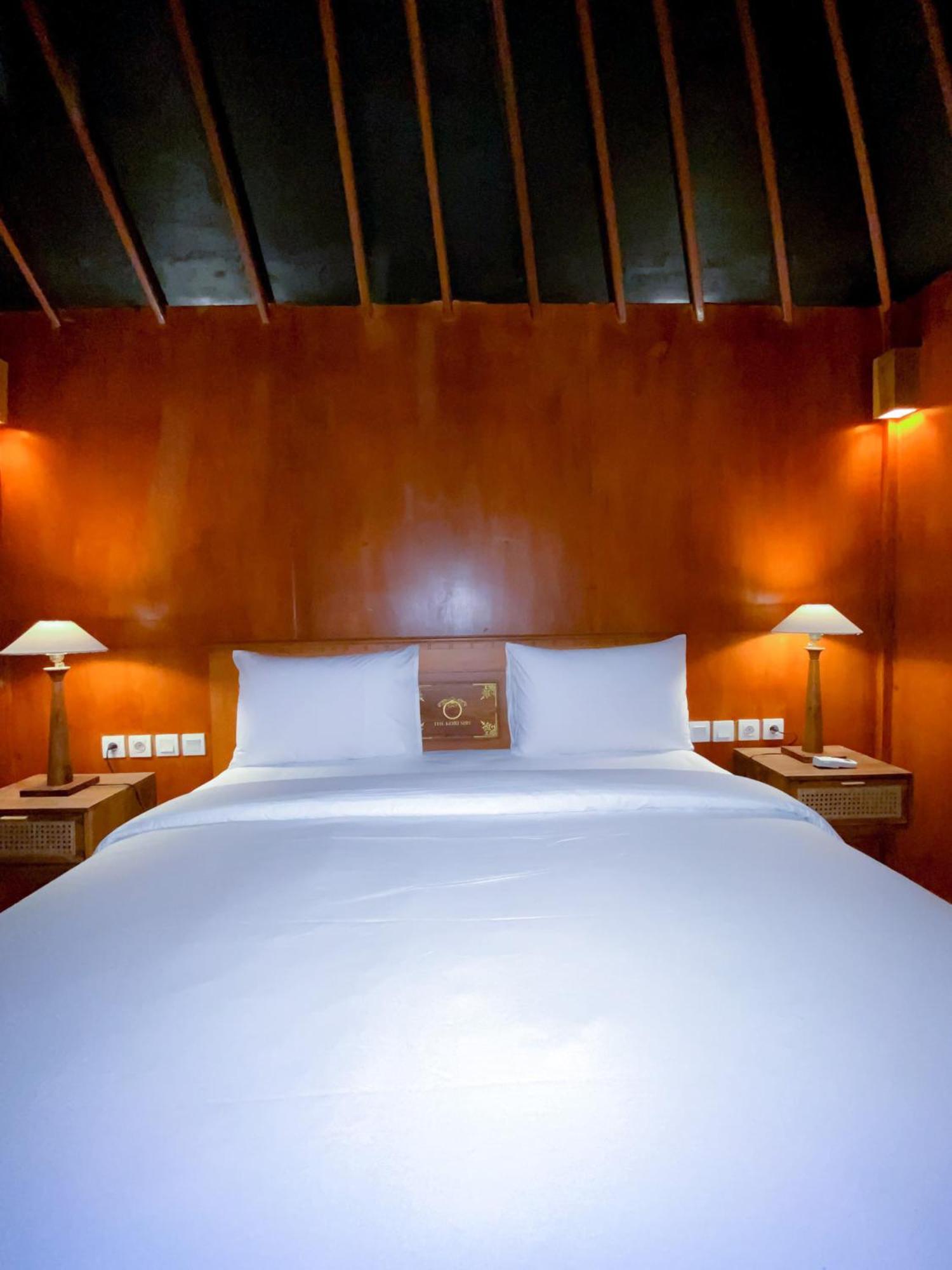 Hotel The Kori Sire Tanjung  Exterior foto
